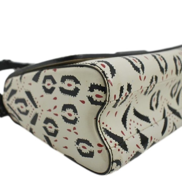 LOUIS VUITTON LV Twist Graphic MM Leather Shoulder Bag Black - Picture 9 of 16